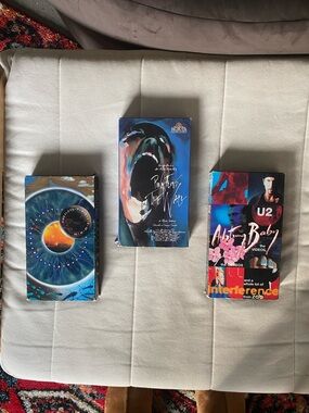 Classic Rock Collectors VHS Trío Bundle - Pink Floyd & U2